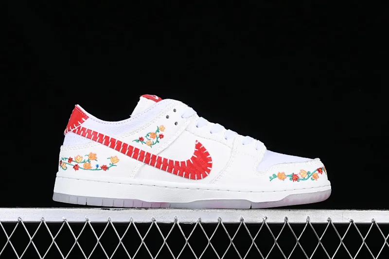 All categories Nk SB Dunk series Nk SB Dunk Low low-top sneakers Nk SB Dunk Low "N7" floral embroidery SB low-top casual sneakers FD6951-700
